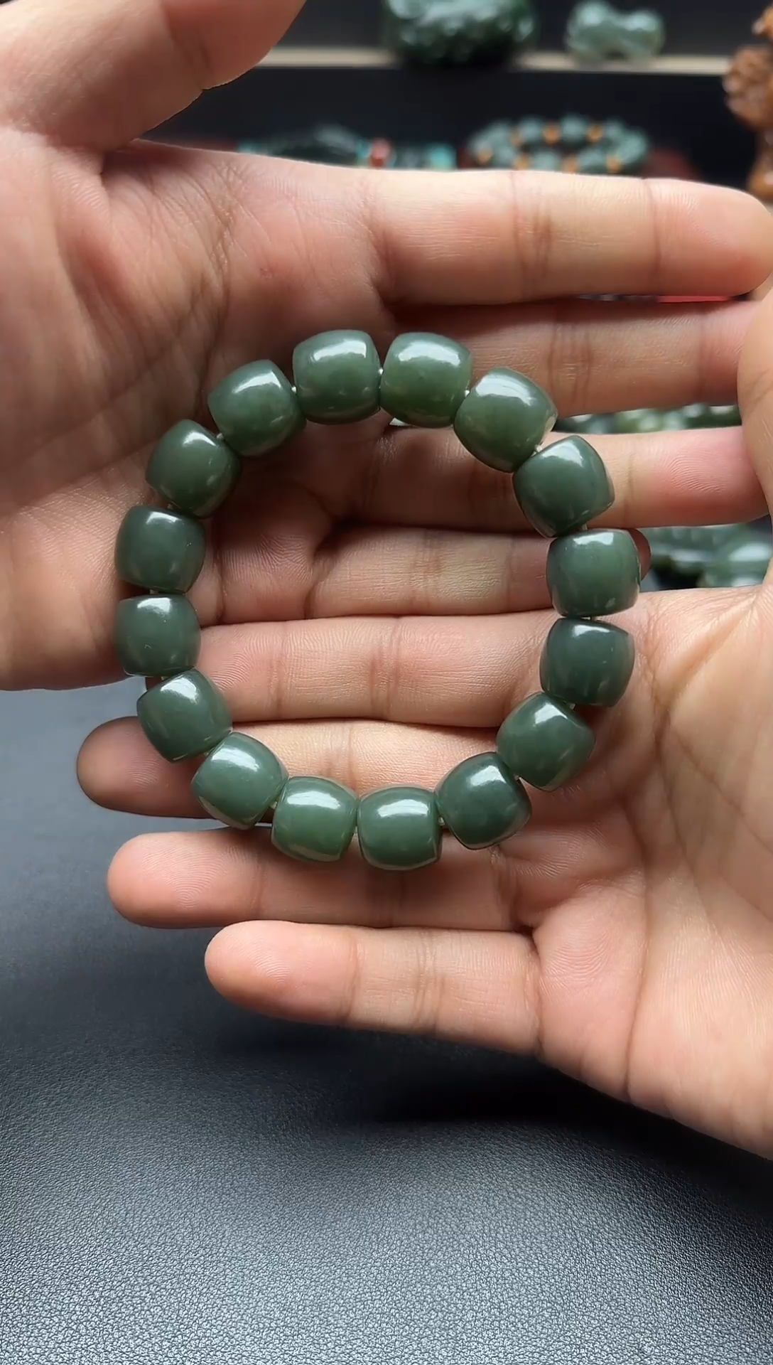 未镶嵌手串和田玉沙枣青14M直切手串