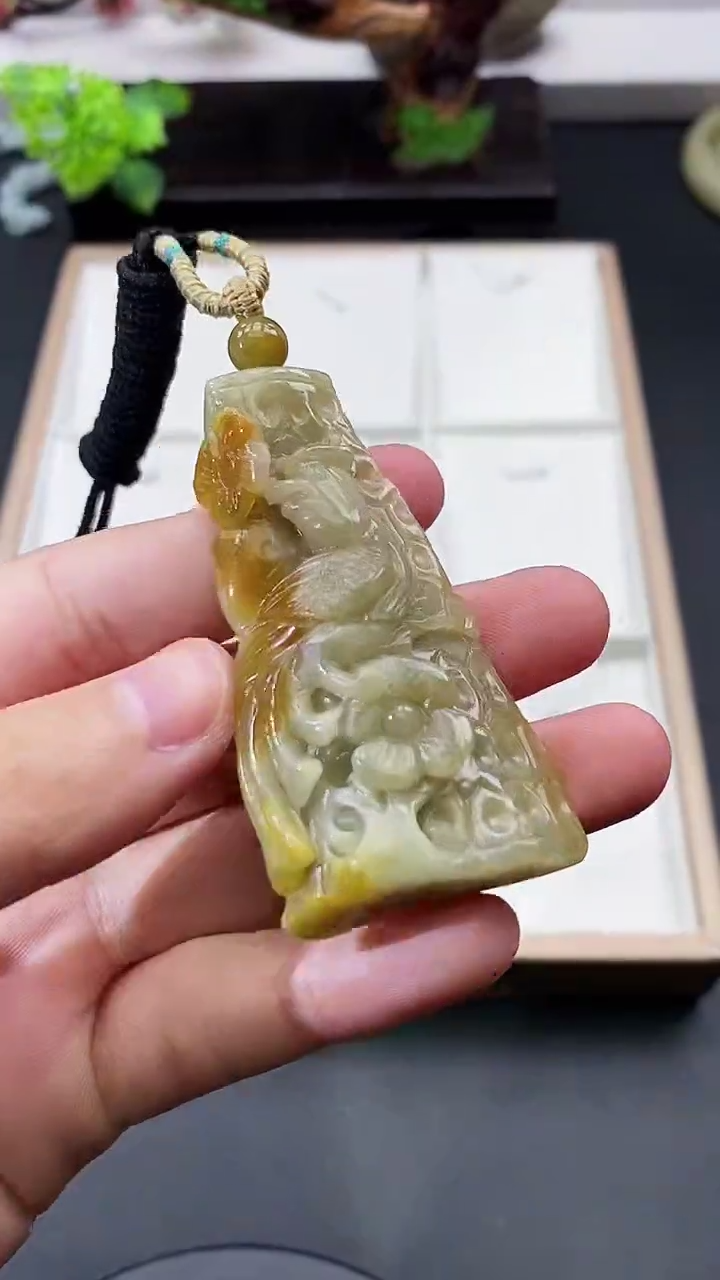 颈饰未镶嵌翡翠天然缅甸A货翡翠