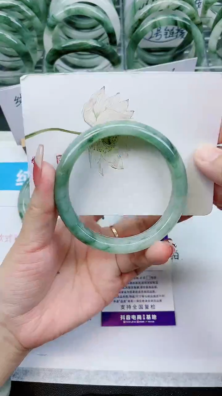 【闪购商品】石英质玉手镯未镶嵌C211号/62-63圈