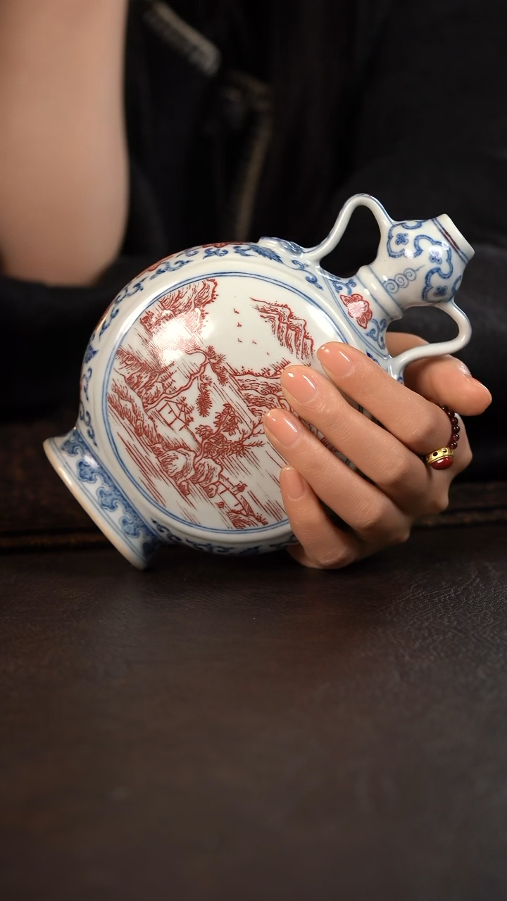 【闪购商品】杯贵红窑青花釉里红山水抱月瓶