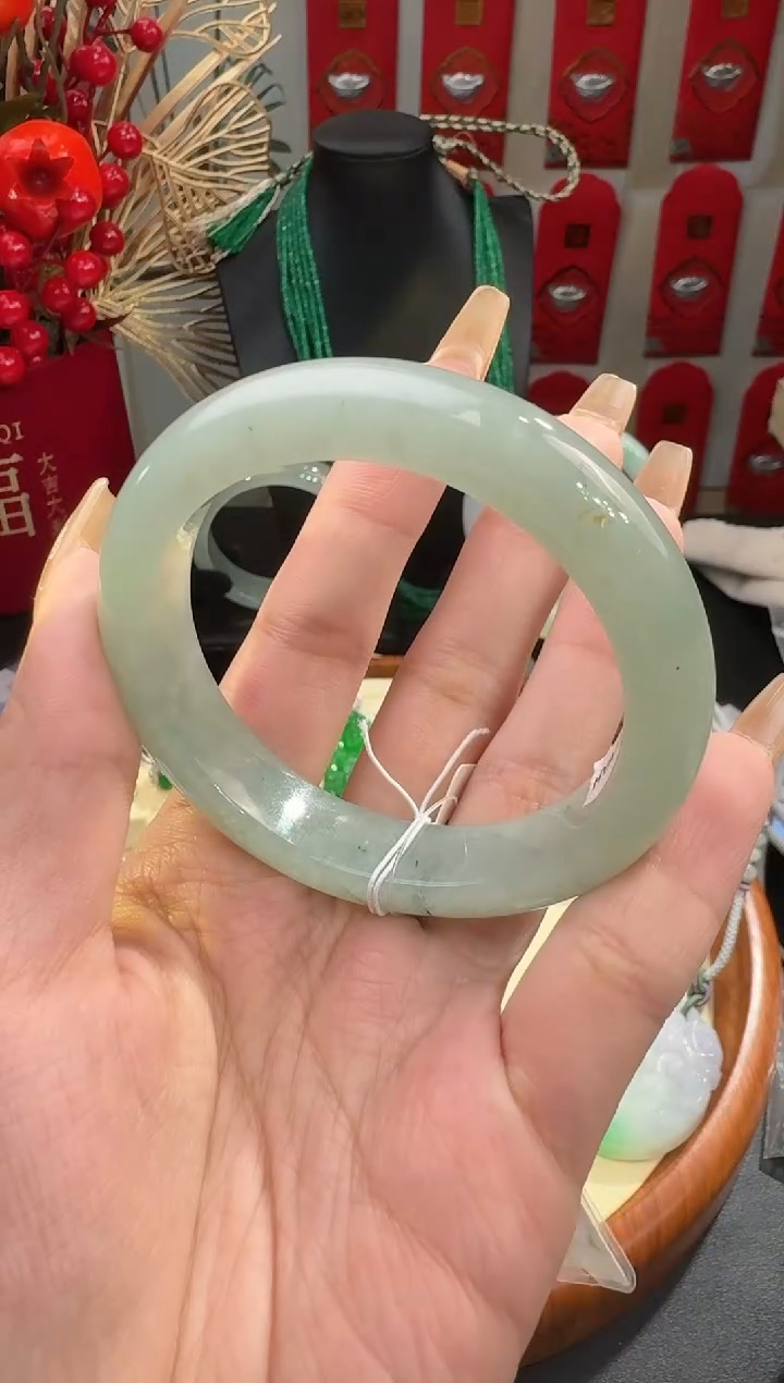 【闪购商品】翡翠手镯未镶嵌手镯