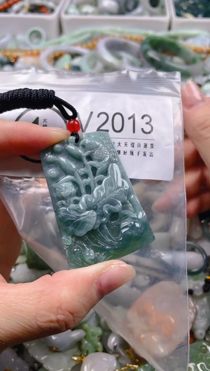 【闪购商品】翡翠颈饰未镶嵌/V/翡翠A货一图一物