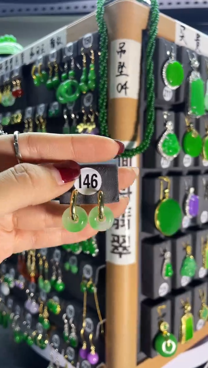 【闪购商品】翡翠耳饰银S925镶嵌146....