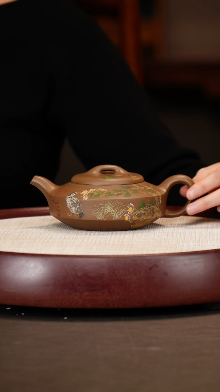 【闪购商品】紫砂茶壶雪砂段扁石+画+梅兰竹菊四杯300c