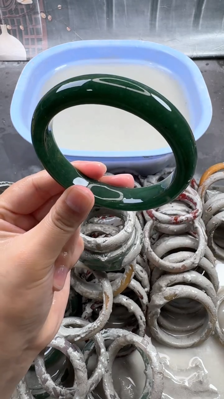 石英质玉手镯未镶嵌18 6566