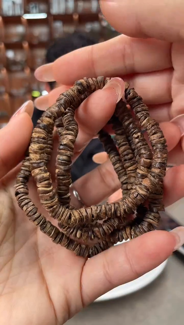 【闪购商品】沉香手串102号沉水达拉干多样性发一条