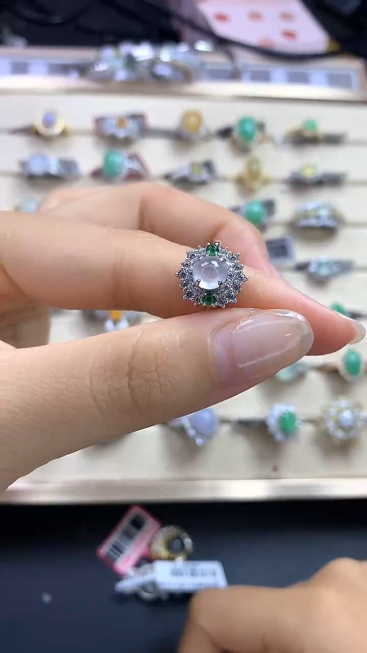 翡翠戒指银S925镶嵌翡翠 蛋面 银S925镶嵌