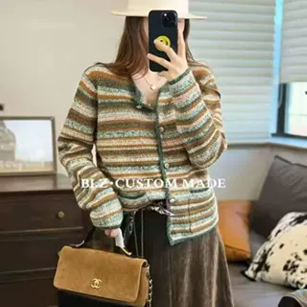 新款100%纯山羊绒圆领开衫提花撞色针织羊绒