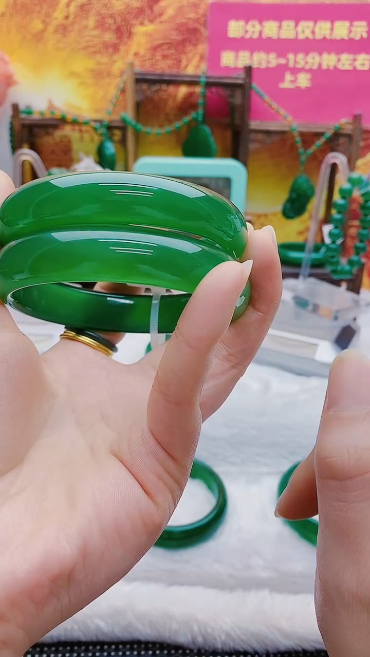 【闪购商品】玛瑙/玉髓手镯未镶嵌0