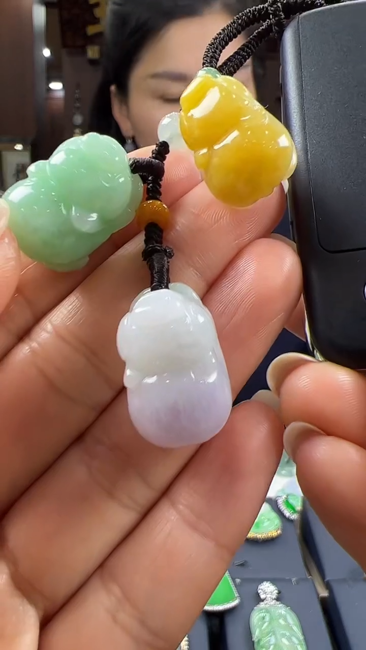 【闪购商品】翡翠挂件未镶嵌猪猪包挂