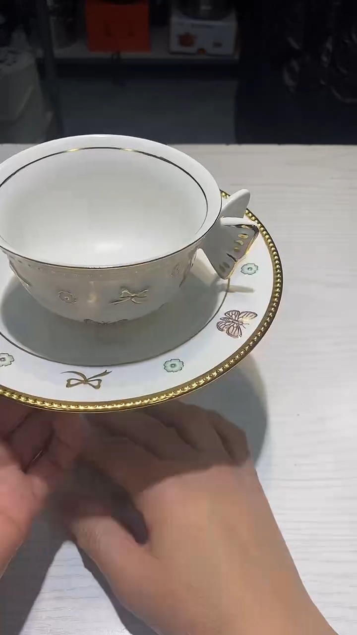 瓷片生活的本意就是开心@@1