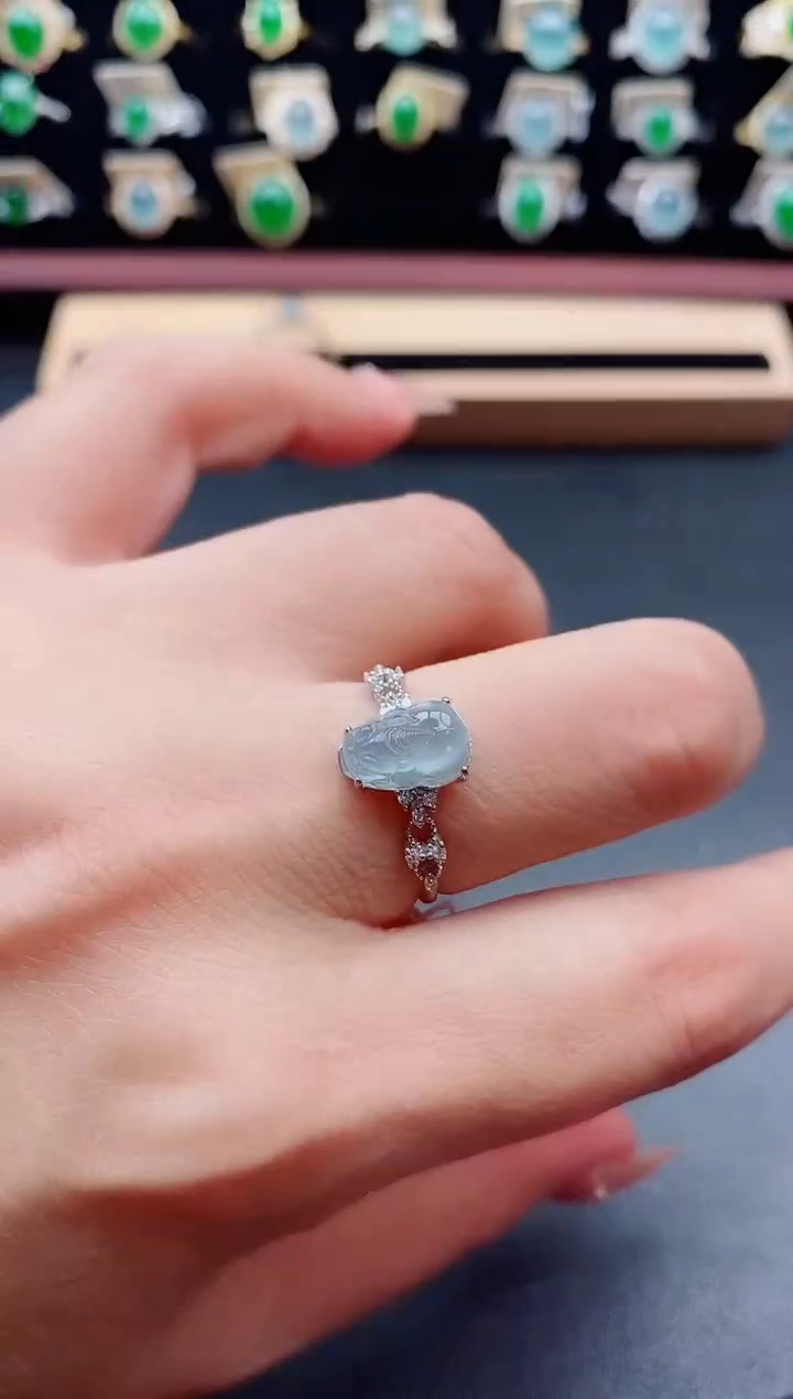 银S925镶嵌戒指翡翠1