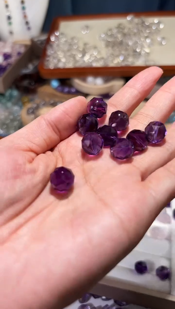 水晶手串未镶嵌特级钻切紫水晶卡12一个