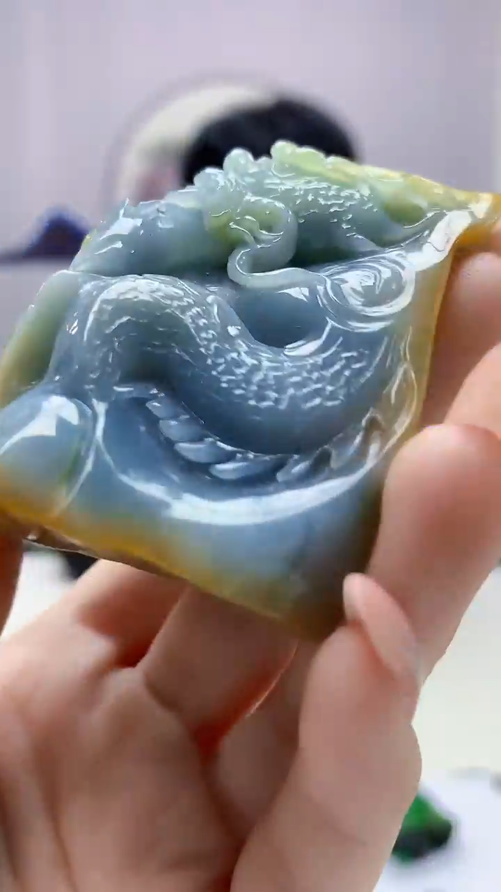 【闪购商品】定制翡翠未镶嵌5153DD-毛货挂件赠底座9