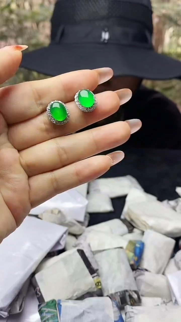 满色吊坠 所见即所得！！！