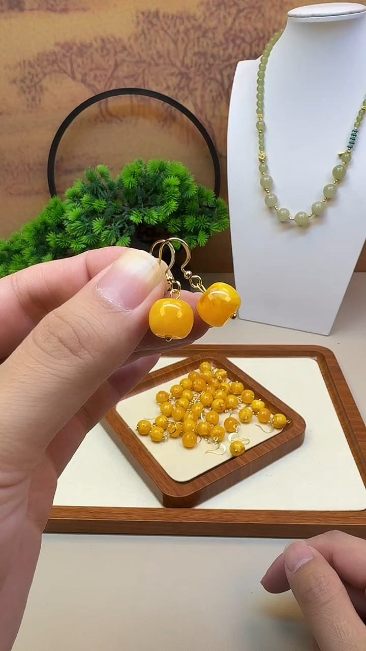 蜜蜡14K金镶嵌耳饰E01 