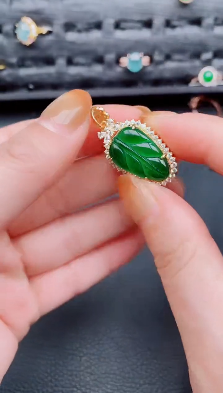 【闪购商品】翡翠颈饰银S925镶嵌天然a货翡翠451