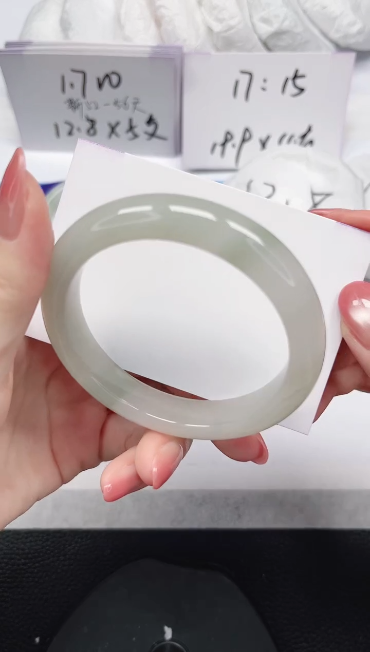 未镶嵌手镯石英岩玉193-56/57