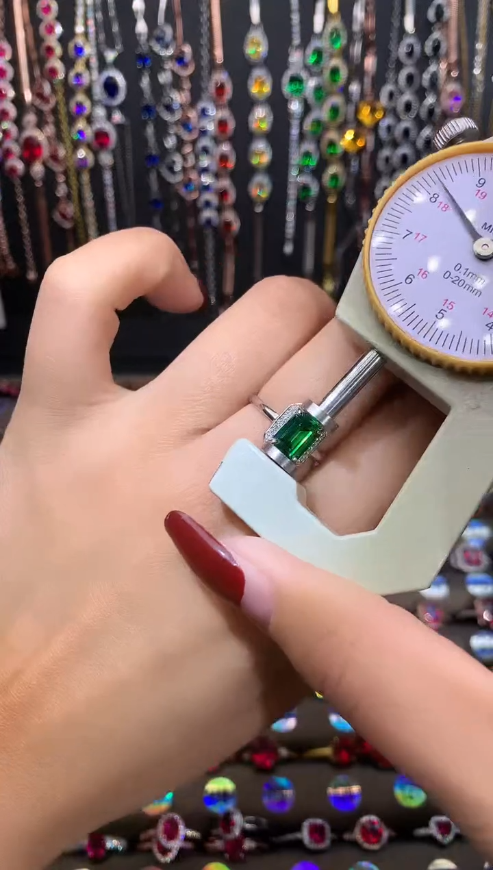 【闪购商品】透辉石戒指银S925镶嵌银色