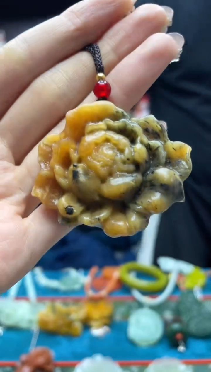 未镶嵌岫玉吊坠·