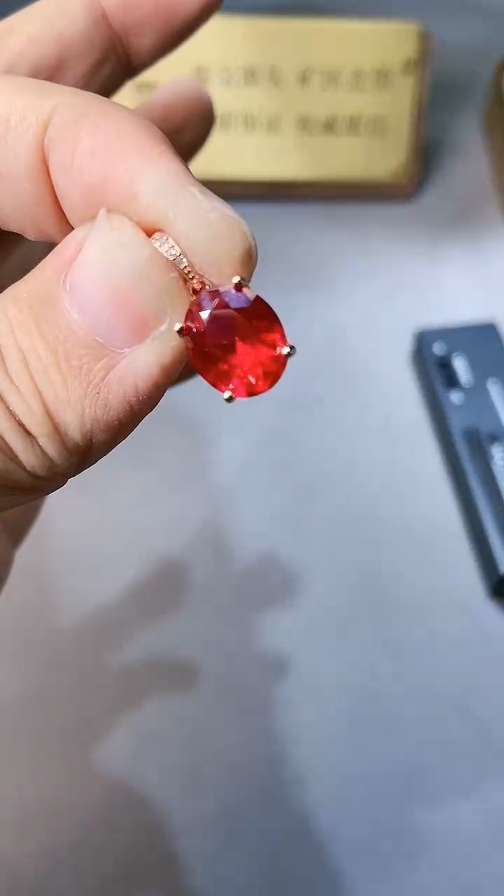 【闪购商品】红宝石颈饰银S925镶嵌1564