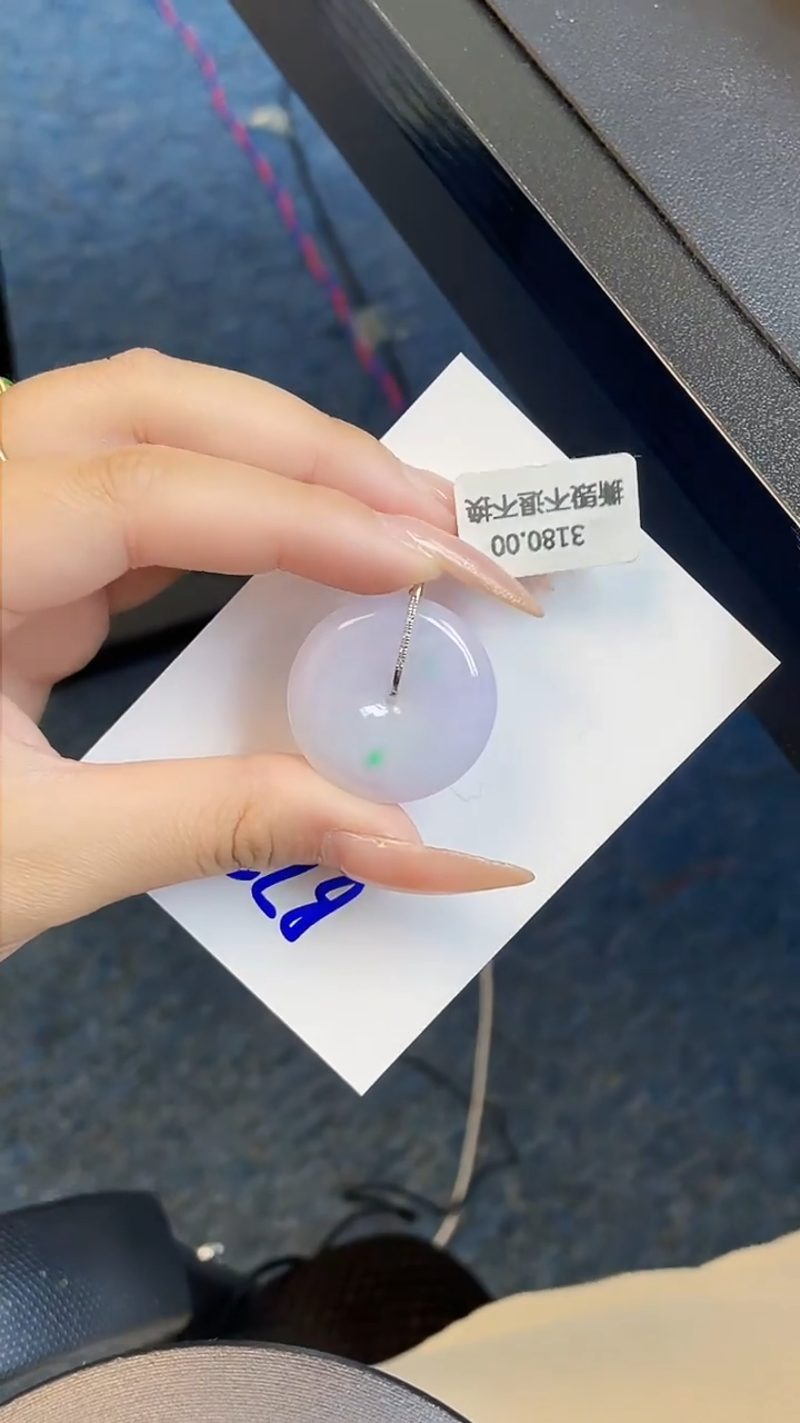 【闪购商品】翡翠颈饰18K金镶嵌00000000