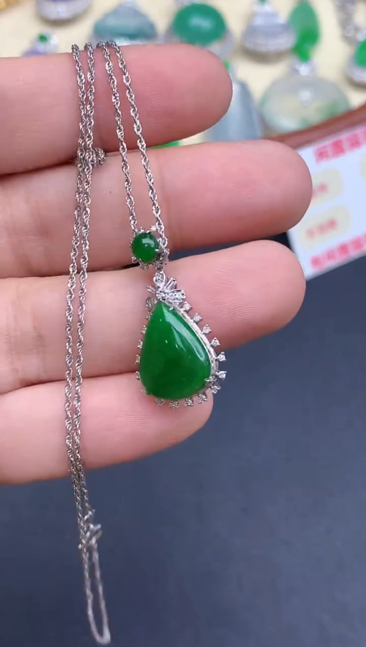 颈饰18K金镶嵌翡翠463-中国好珍宝