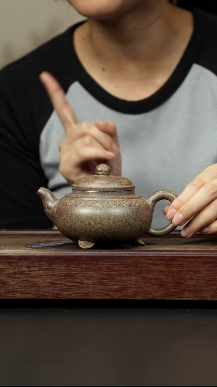 紫砂茶壶本绿柴烧 云肩如意