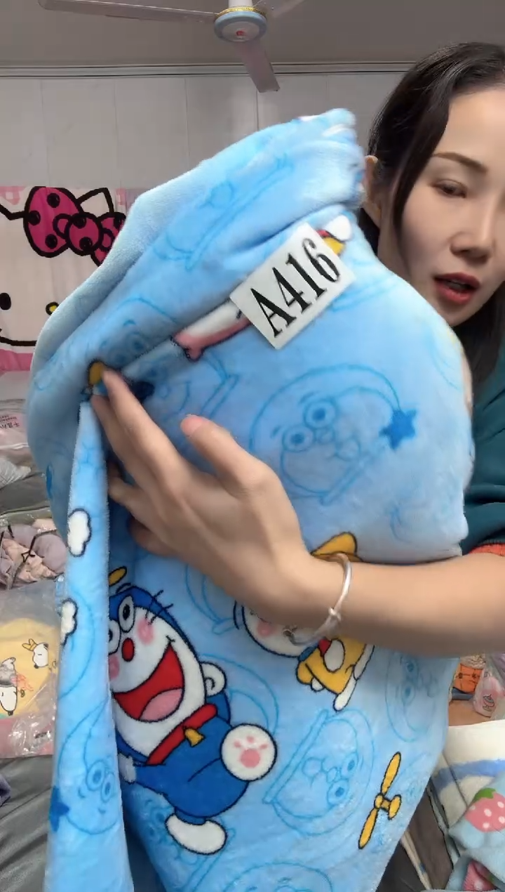 牛奶绒416瑕疵介意勿拍听介绍