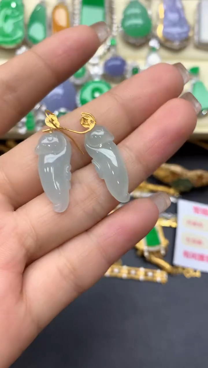 颈饰18K金镶嵌翡翠20-中国好珍宝