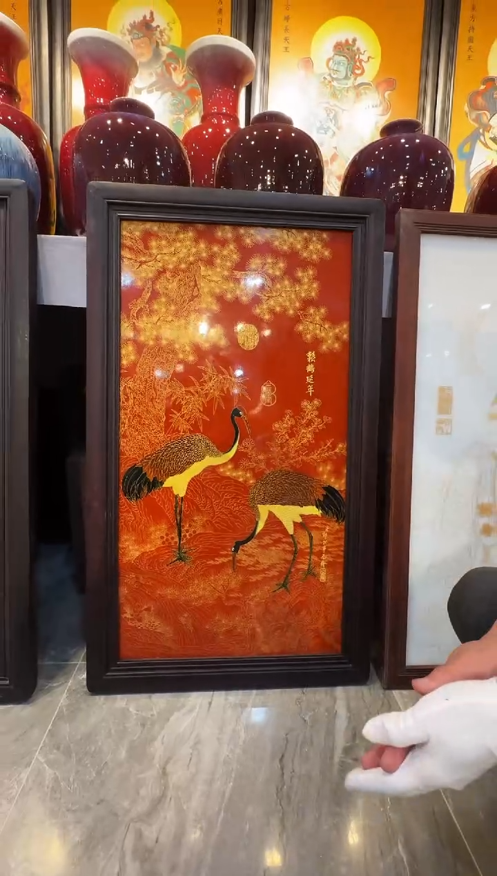 A20陶瓷/矾红刻丝松鹤延年瓷板画