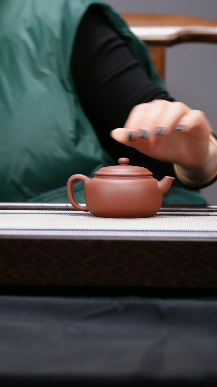 【闪购商品】紫砂茶壶清水紫泥  扁莲子壶 