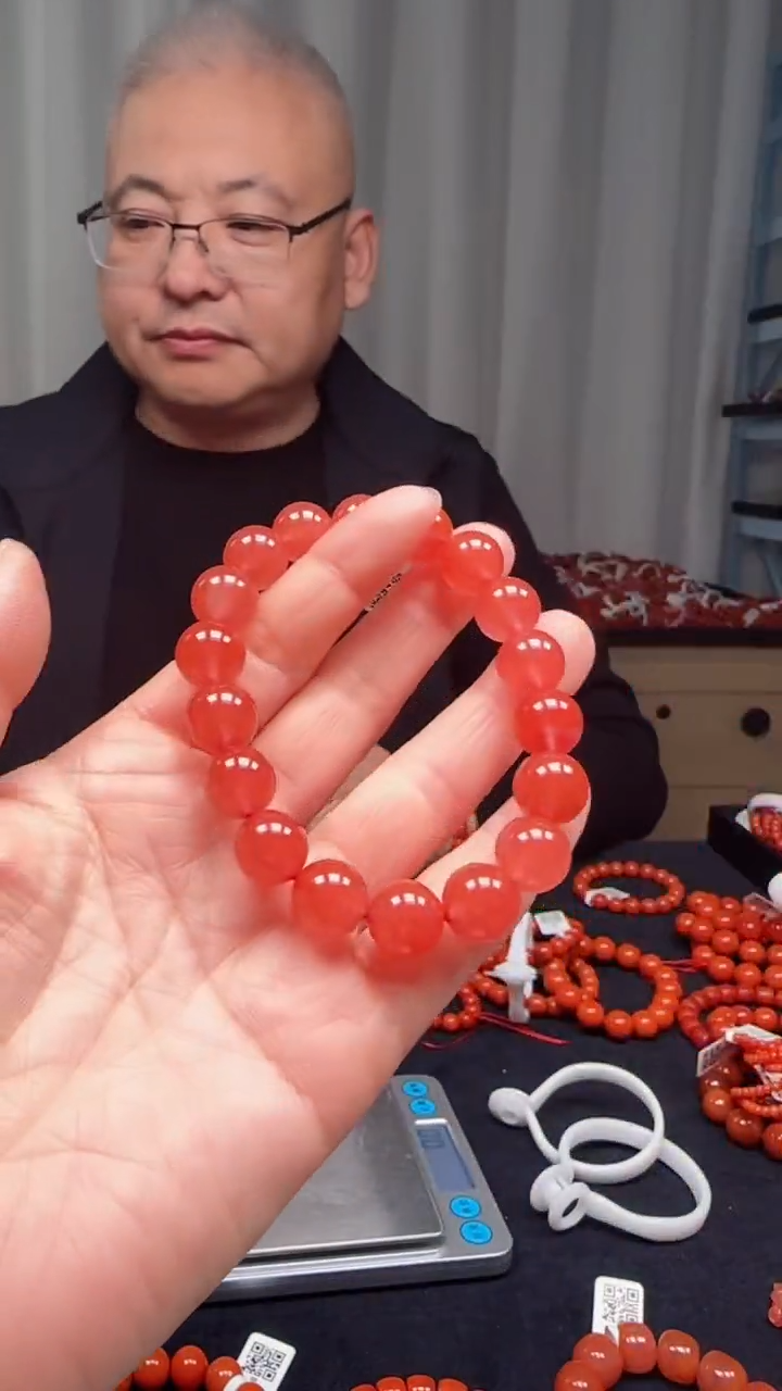 未镶嵌多样性发一件南红玛瑙11mm保山冰红圆珠单圈