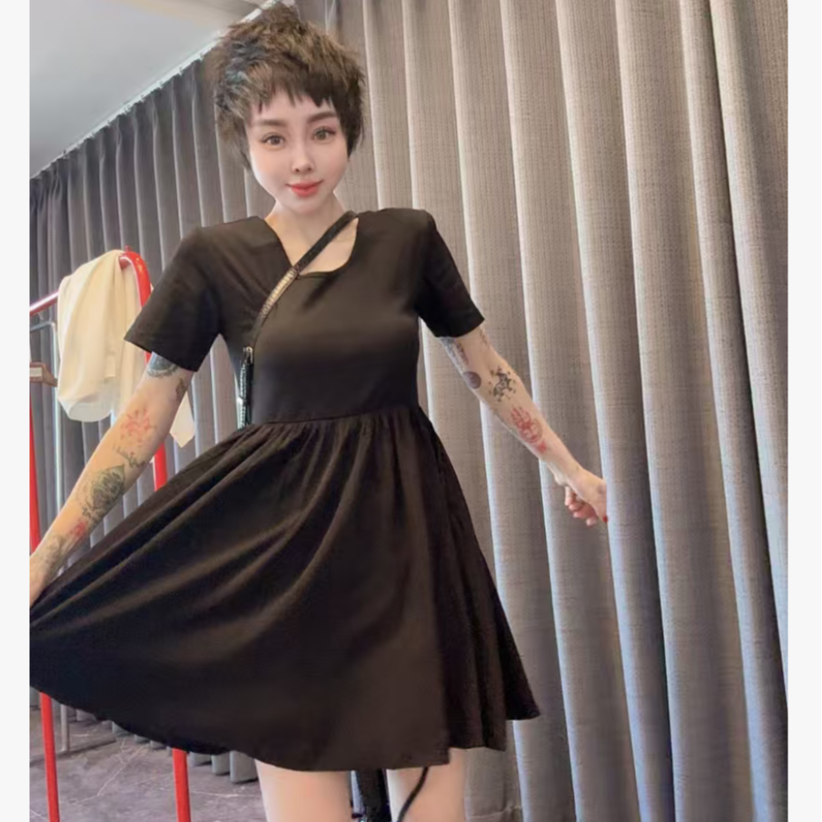 潮流款欧姐家1823爆款黑色美背裙