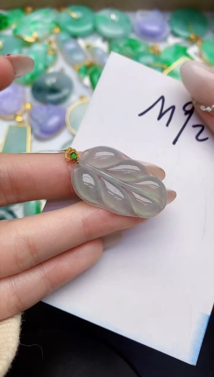 【闪购商品】翡翠颈饰18K金镶嵌0000000000