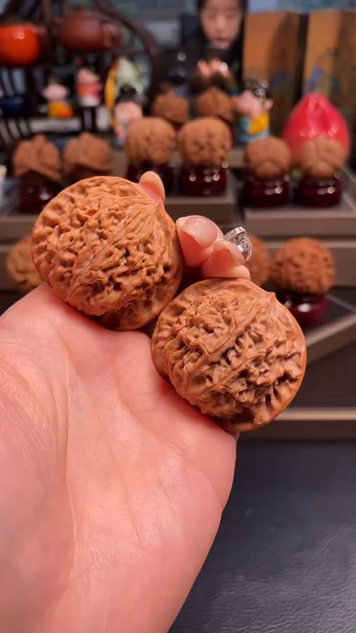 【闪购商品】文玩核桃把件A759蟠龙纹42