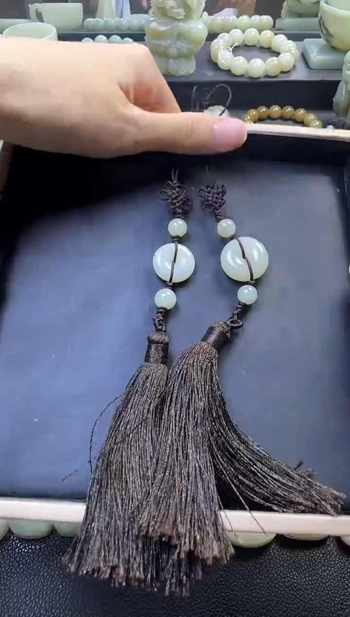 和田玉未镶嵌吊坠(不含链)2