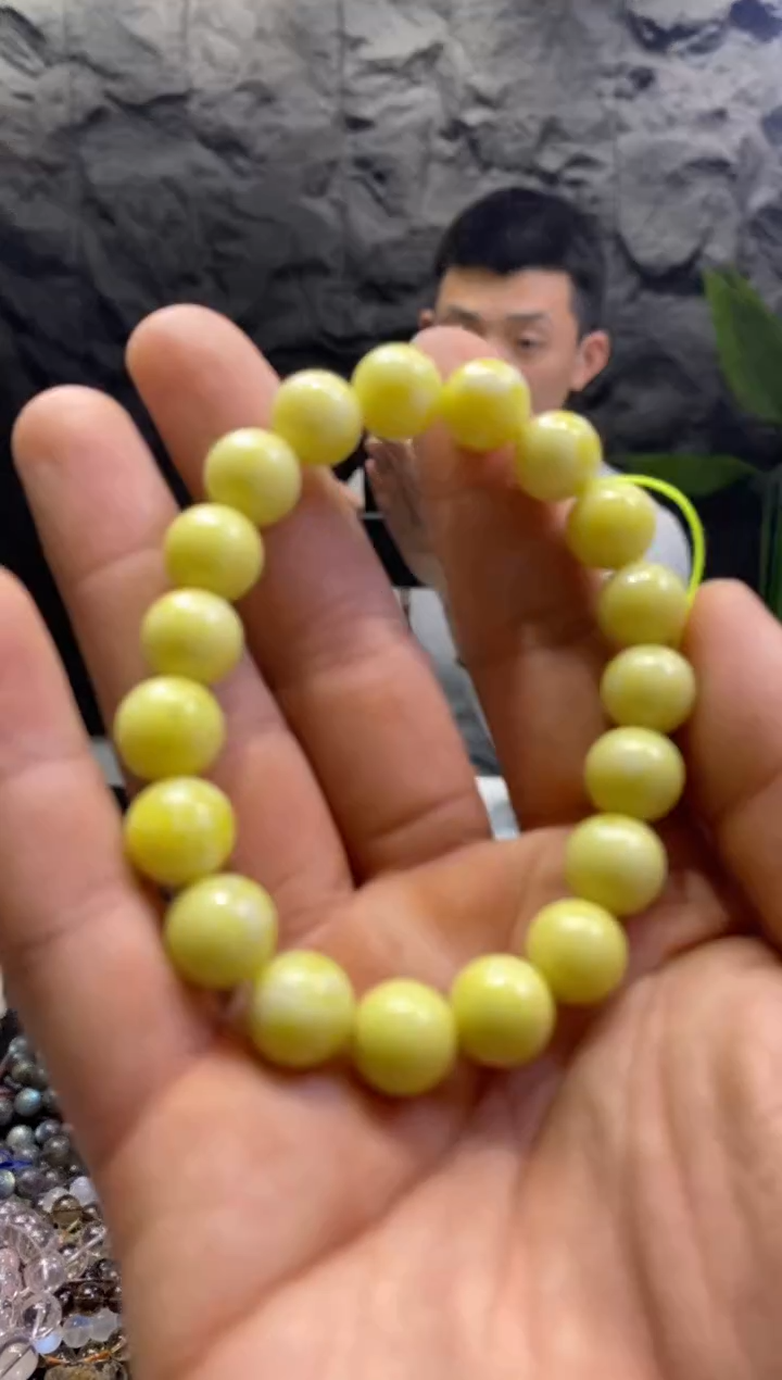 【闪购商品】水晶手链未镶嵌菜花玉