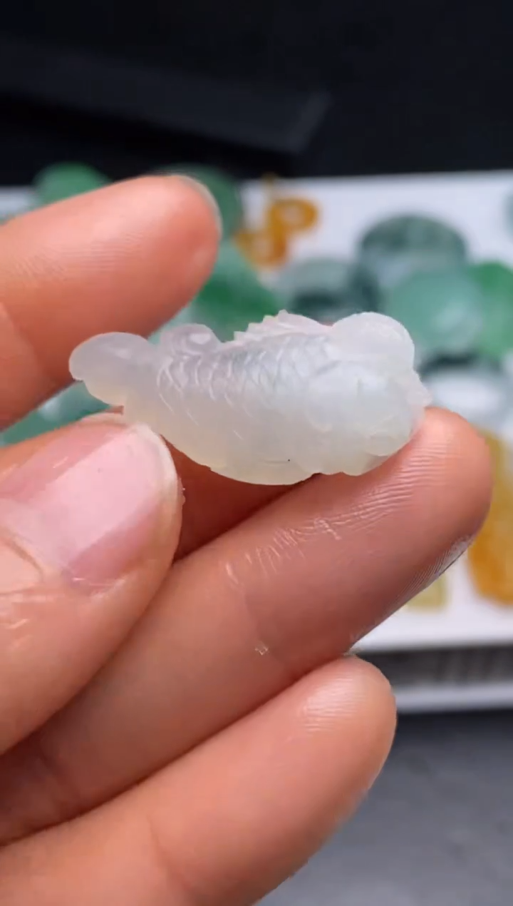 【闪购商品】定制翡翠未镶嵌翡翠毛货~