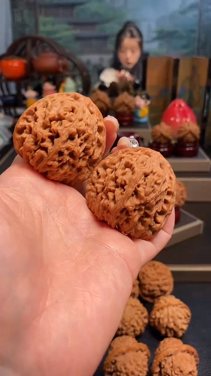 【闪购商品】文玩核桃吊坠K288南疆石45