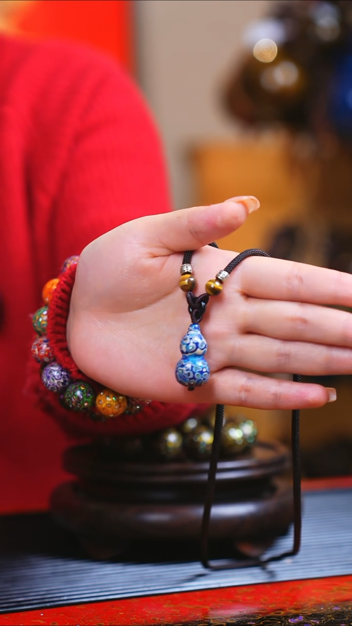 【闪购商品】JN083情人礼臻选大漆蓝白脖挂