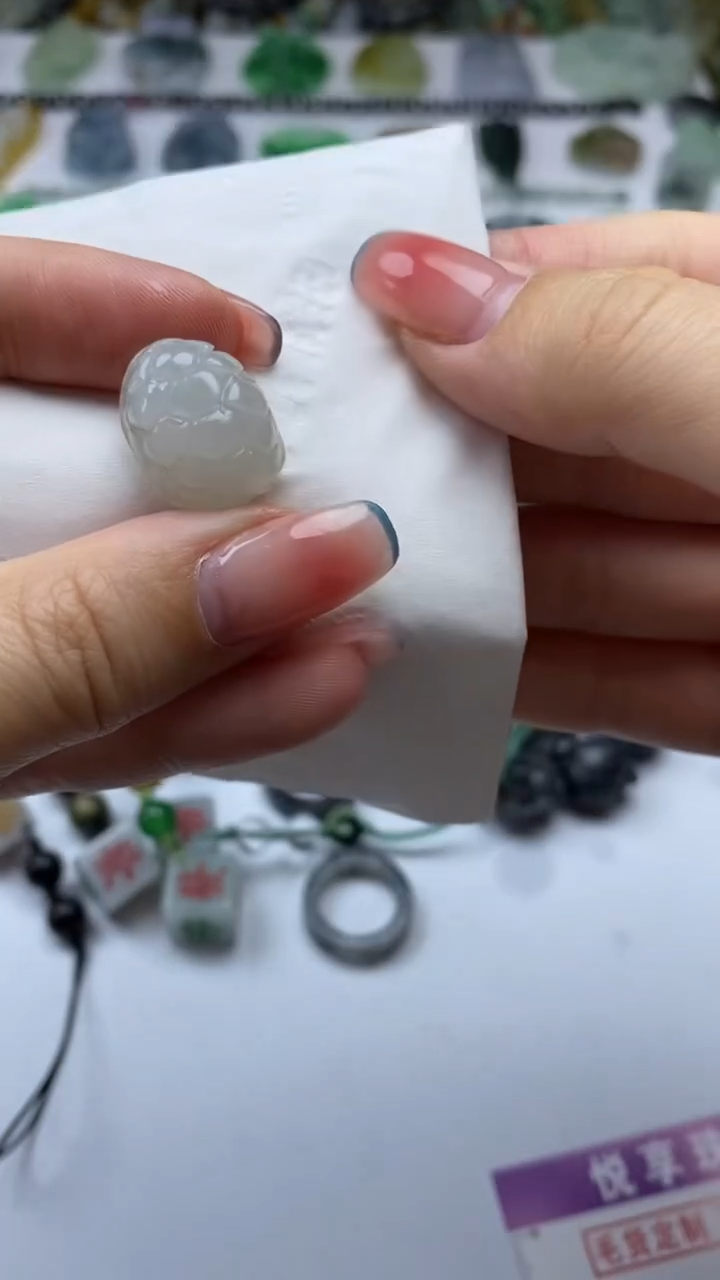 未镶嵌定制翡翠毛货定制不退不换