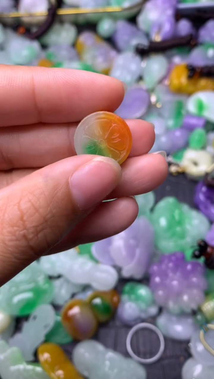 颈饰未镶嵌翡翠缅甸翡翠吊坠