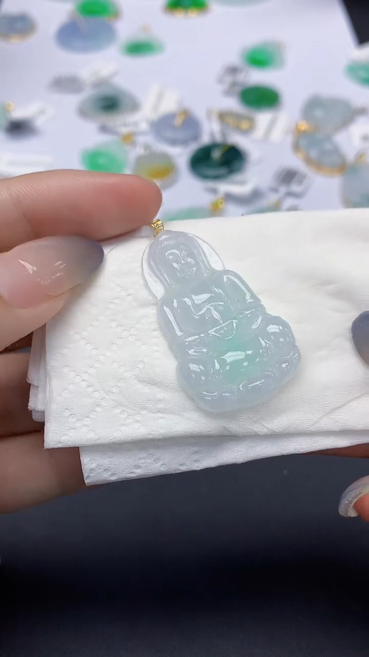 翡翠18K金镶嵌颈饰天然缅甸a货翡翠