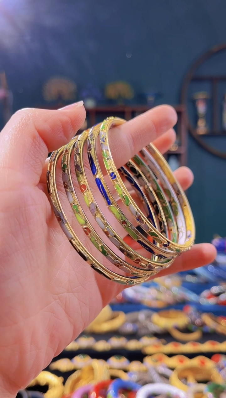 【闪购商品】非遗景泰蓝叮当镯 红黑绿蓝白