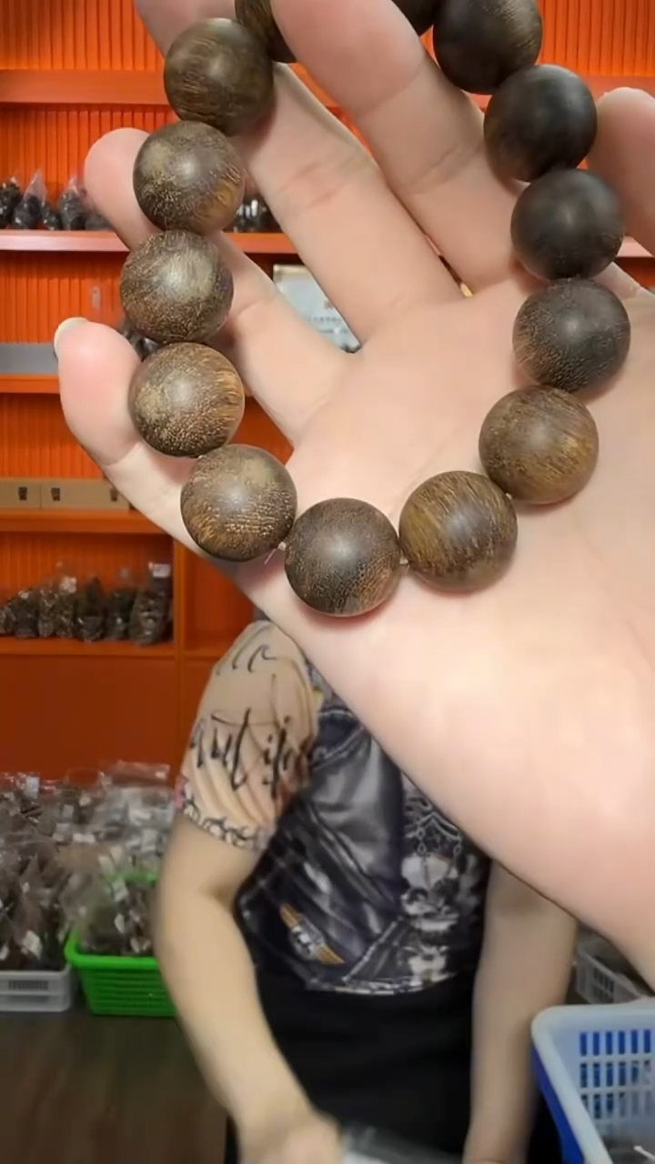 沉香手串450号单圈多42g1.6样性发一