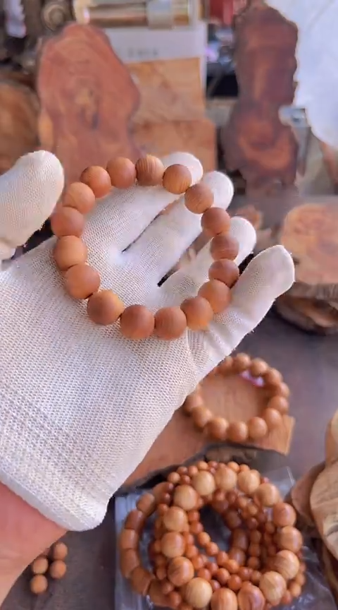 柏木（崖柏）016崖柏黑油毛珠1.2