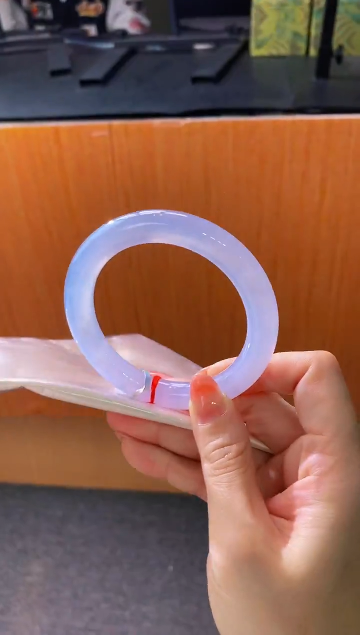 未镶嵌手镯翡翠- K110圈口 57.7全款30万 定金2万