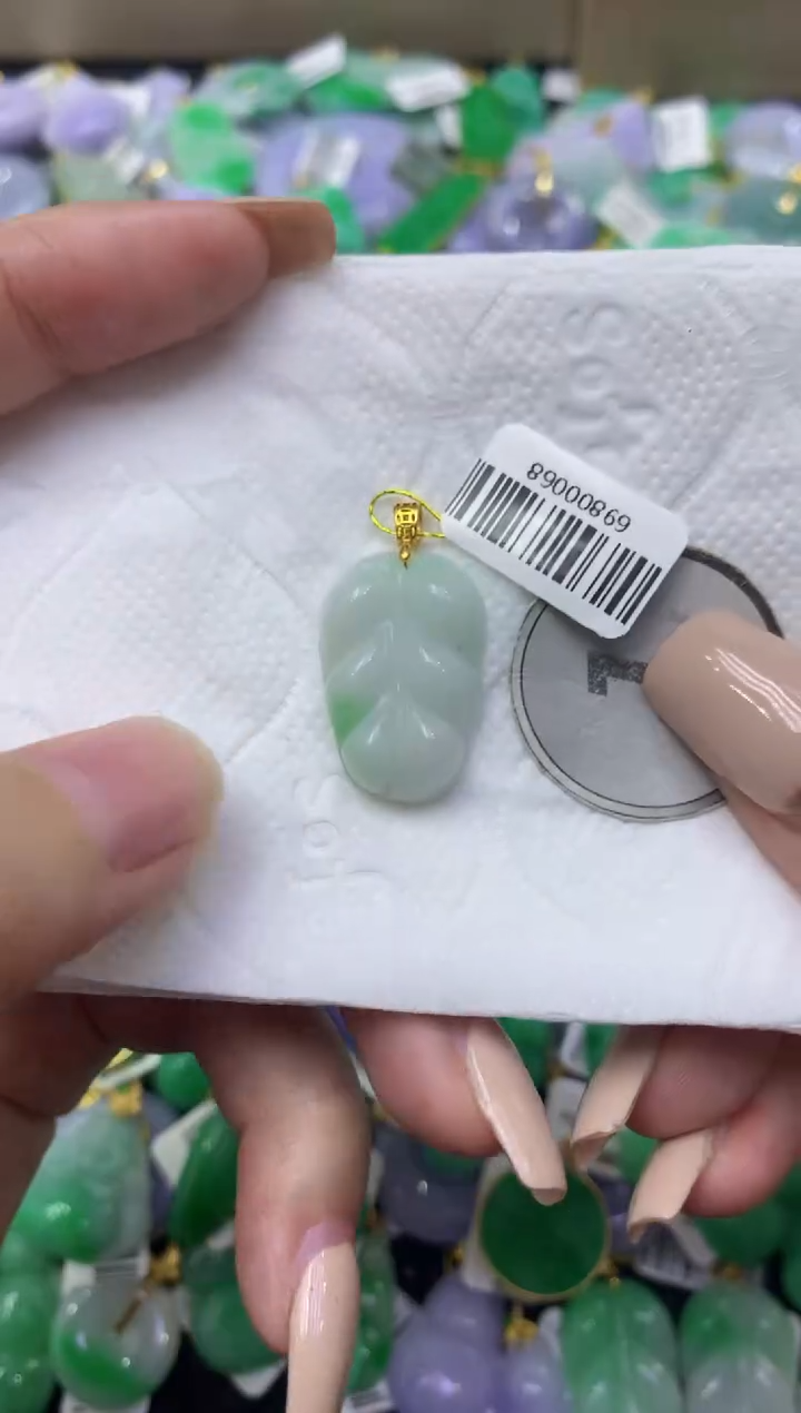 颈饰未镶嵌翡翠天然缅甸翡翠A货