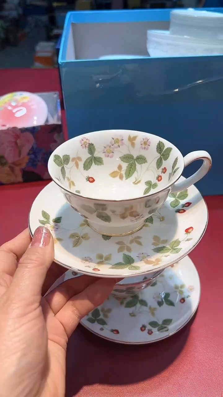 【闪购商品】瓷片锅碗瓢盆一件不剩